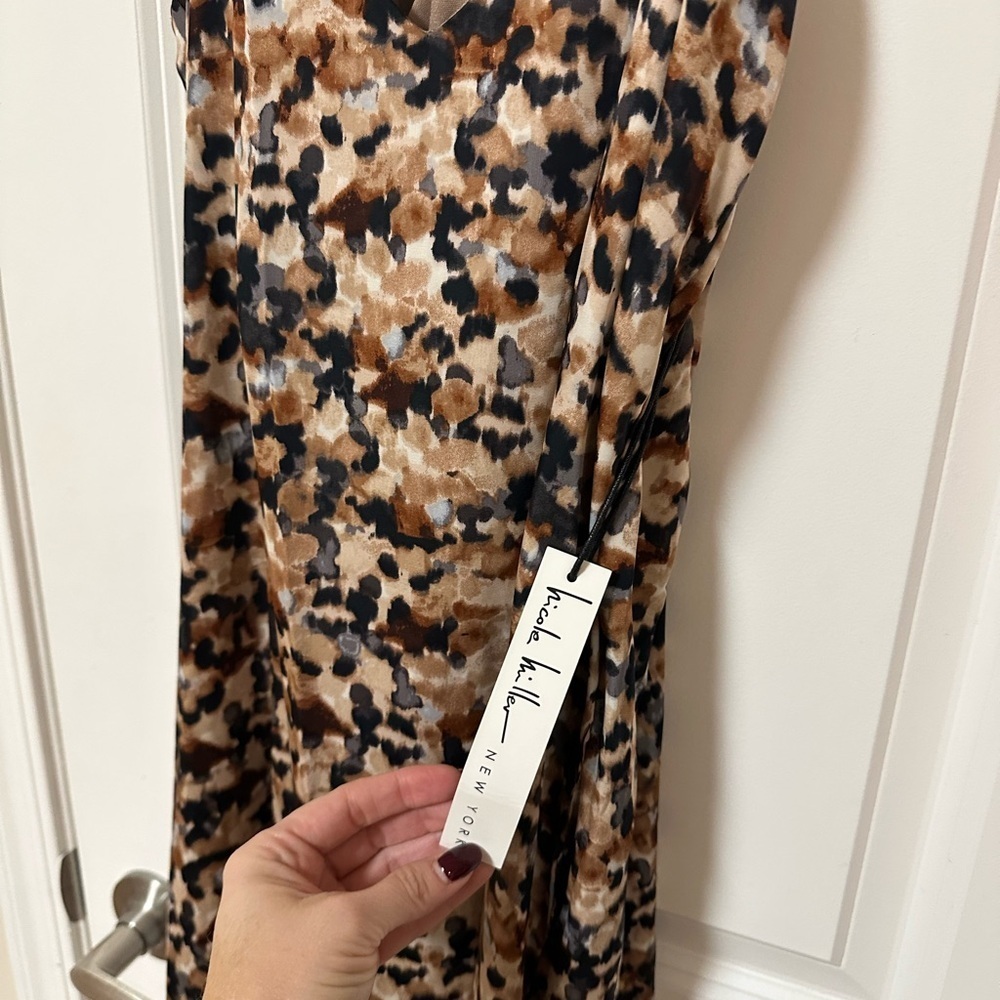 NWT!! Nicole Miller Black and Brown Floral Maxi Dress - Picture 7 of 12